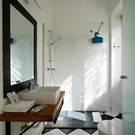 Alameda By Boutique Taipas Garagem Motos بورتيماو