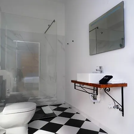 Alameda By Boutique Taipas Garagem Motos Guest house *
